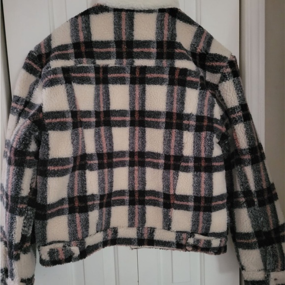 NWT Levi’s Sherpa jacket - Picture 2 of 3